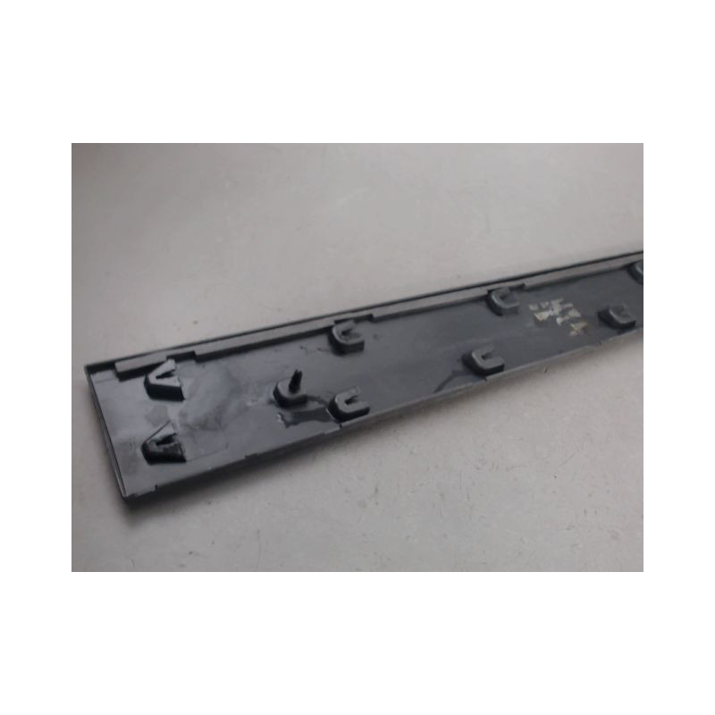 PROTECTION PORTE AVANT GAUCHE FORD T.CONNECT