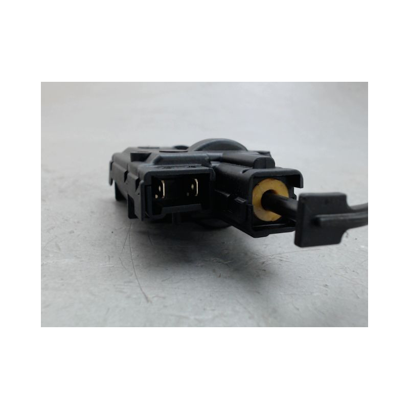 ACTIONNEUR TRAPPE CARBURANT RENAULT CLIO