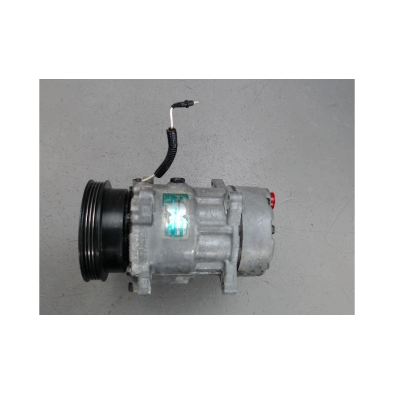 COMPRESSEUR AIR CONDITIONNE RENAULT MEGANE