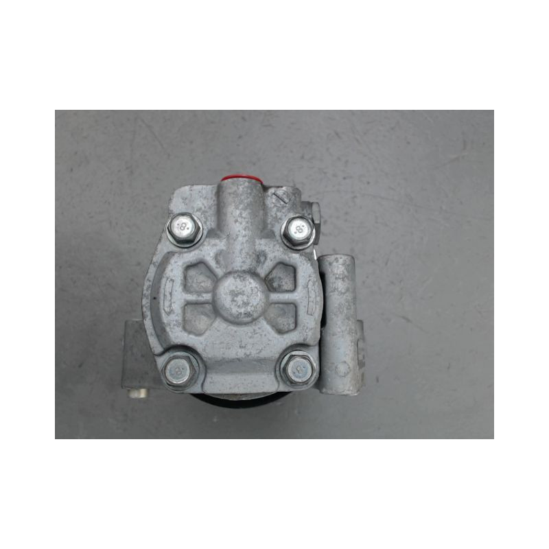 POMPE DIRECTION ASSISTEE JAGUAR S-TYPE