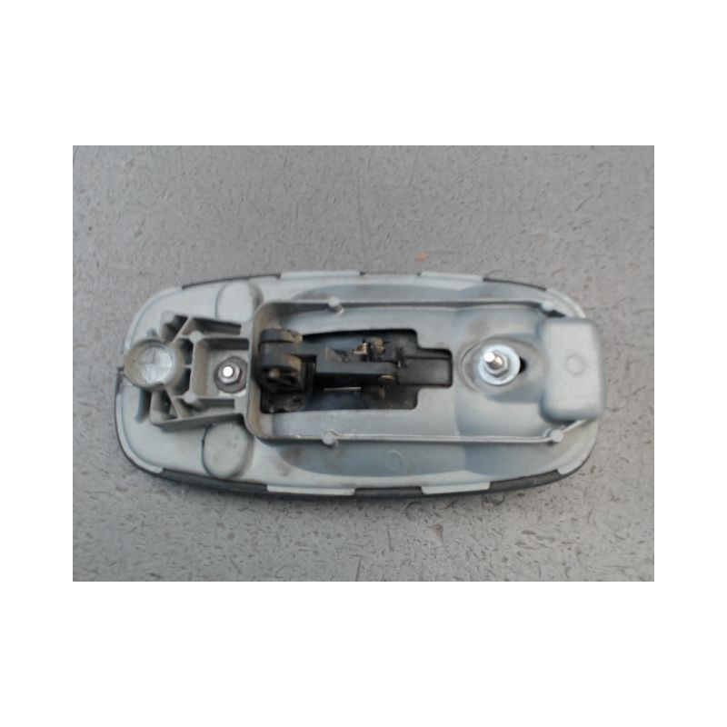 POIGNEE EXTERIEURE PORTE BATTANTE GAUCHE NISSAN PRIMASTAR