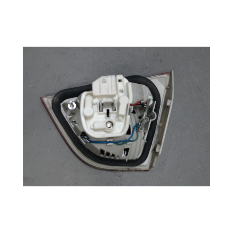 FEU ARRIERE INTERIEUR GAUCHE B.M.W. SERIE 3
