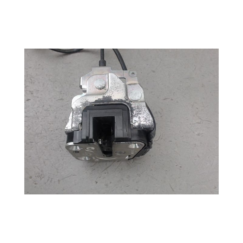 SERRURE PORTE COULISSANTE DROIT RENAULT MASTER