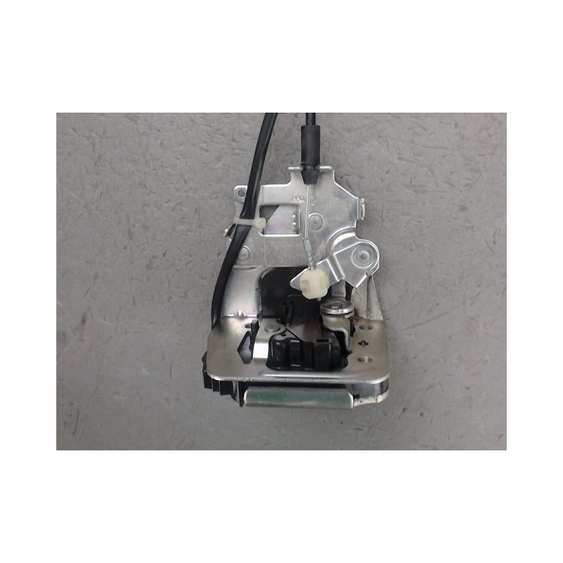 SERRURE PORTE COULISSANTE DROIT RENAULT MASTER
