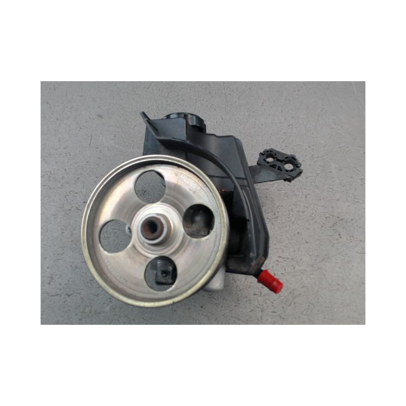 POMPE DIRECTION ASSISTEE PEUGEOT 206