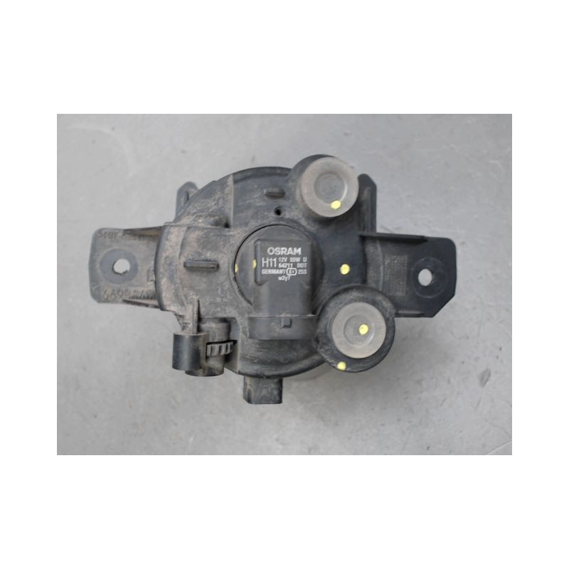 PHARE ANTIBROUILLARD AVANT DROIT RENAULT CLIO