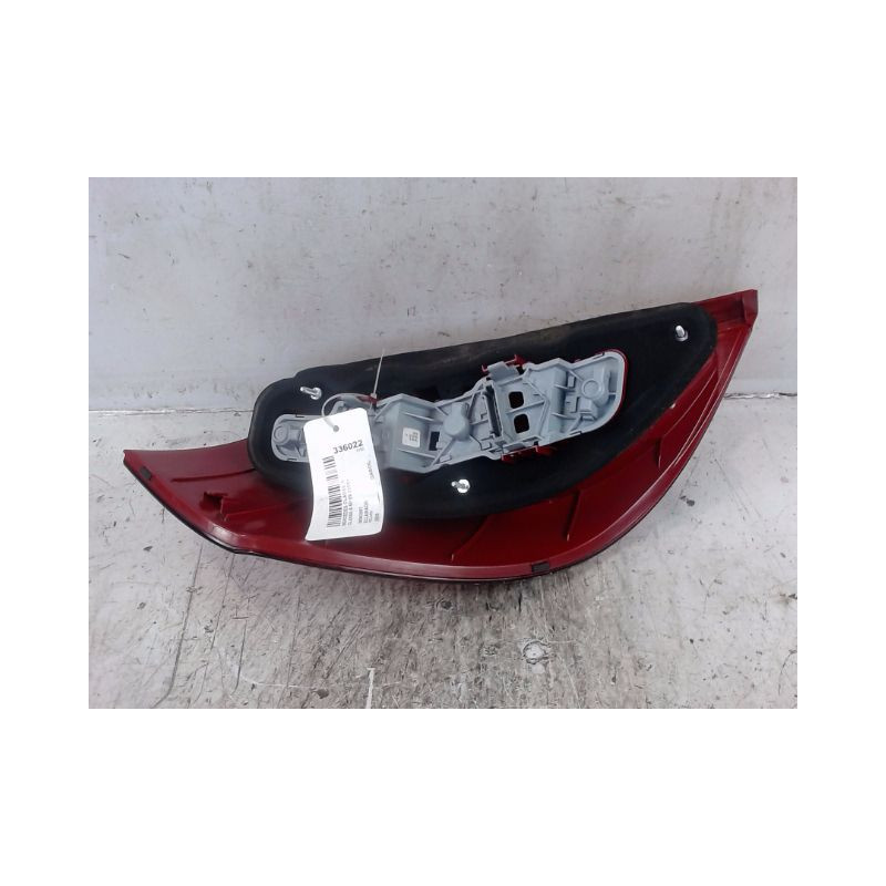 FEU ARRIERE DROIT MERCEDES CLASSE A 2004-