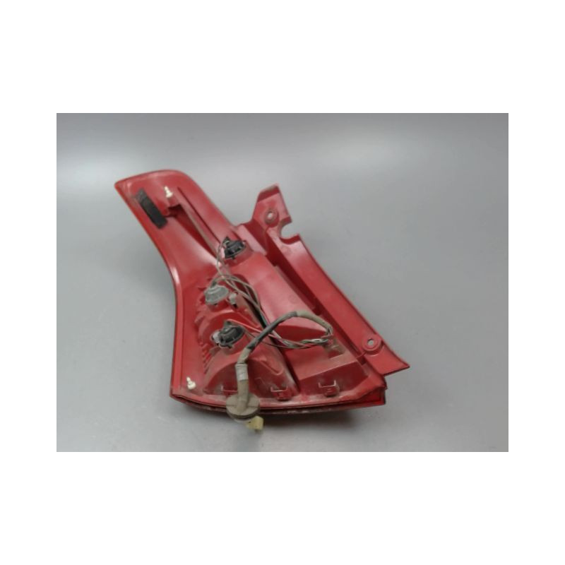 FEU ARRIERE DROIT SUZUKI SWIFT III 2005-2011