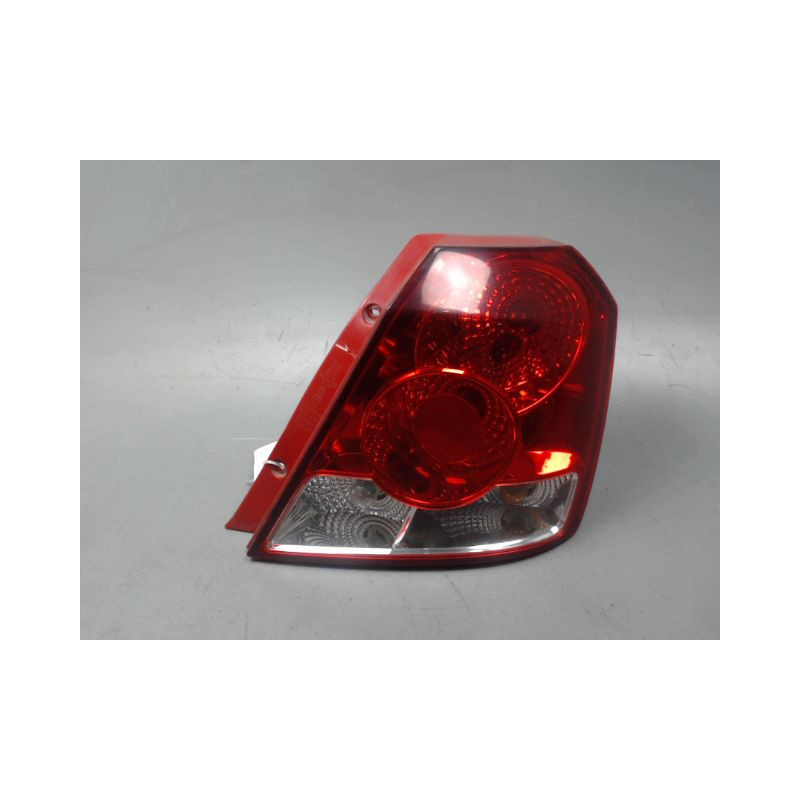 FEU ARRIERE DROIT CHEVROLET KALOS 01/05-