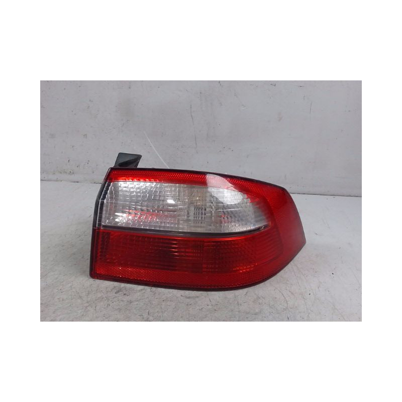 FEU ARRIERE DROIT RENAULT LAGUNA II 00-2005
