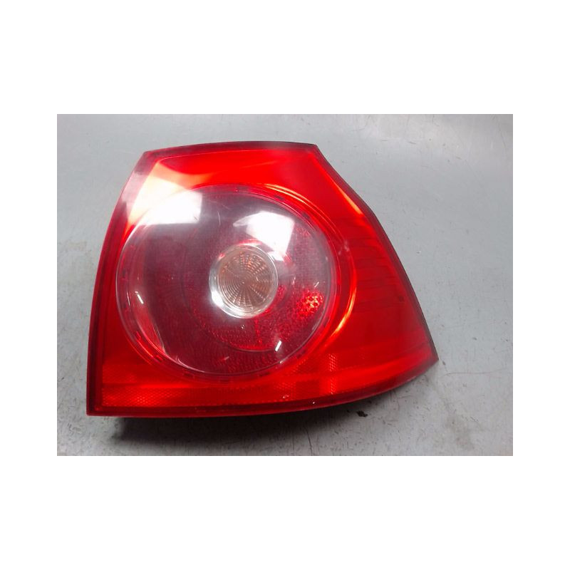 FEU ARRIERE DROIT VOLKSWAGEN GOLF V 2003-2009