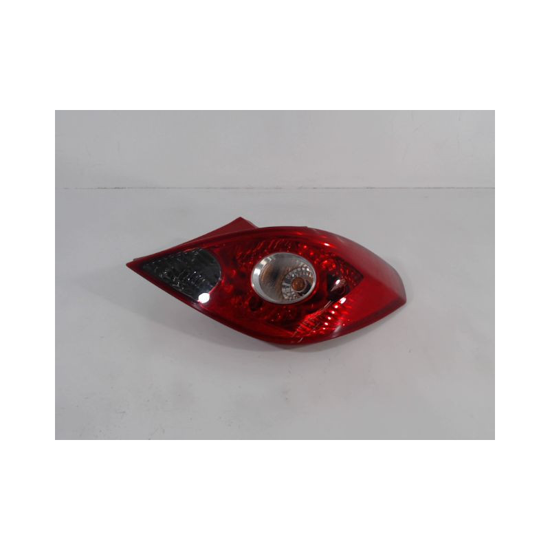 FEU ARRIERE DROIT OPEL CORSA 2010-
