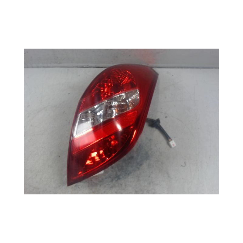 FEU ARRIERE DROIT HYUNDAI I20