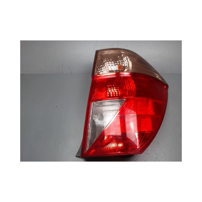 FEU ARRIERE DROIT HONDA FR-V