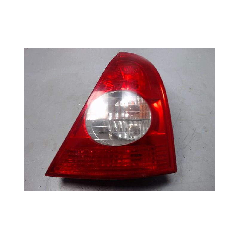 FEU ARRIERE DROIT RENAULT CLIO II PH.1 98-2001
