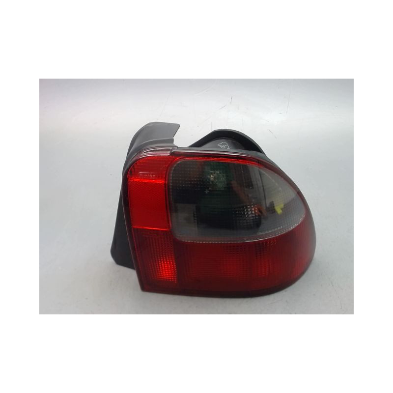 FEU ARRIERE DROIT ROVER 45 Phase 1 2000-2004