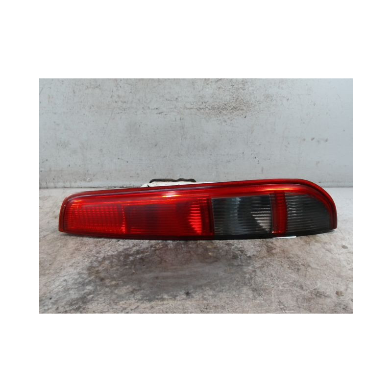 FEU ARRIERE DROIT FORD FOCUS SW