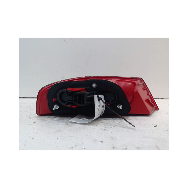 FEU ARRIERE DROIT ALFA ROMEO 159