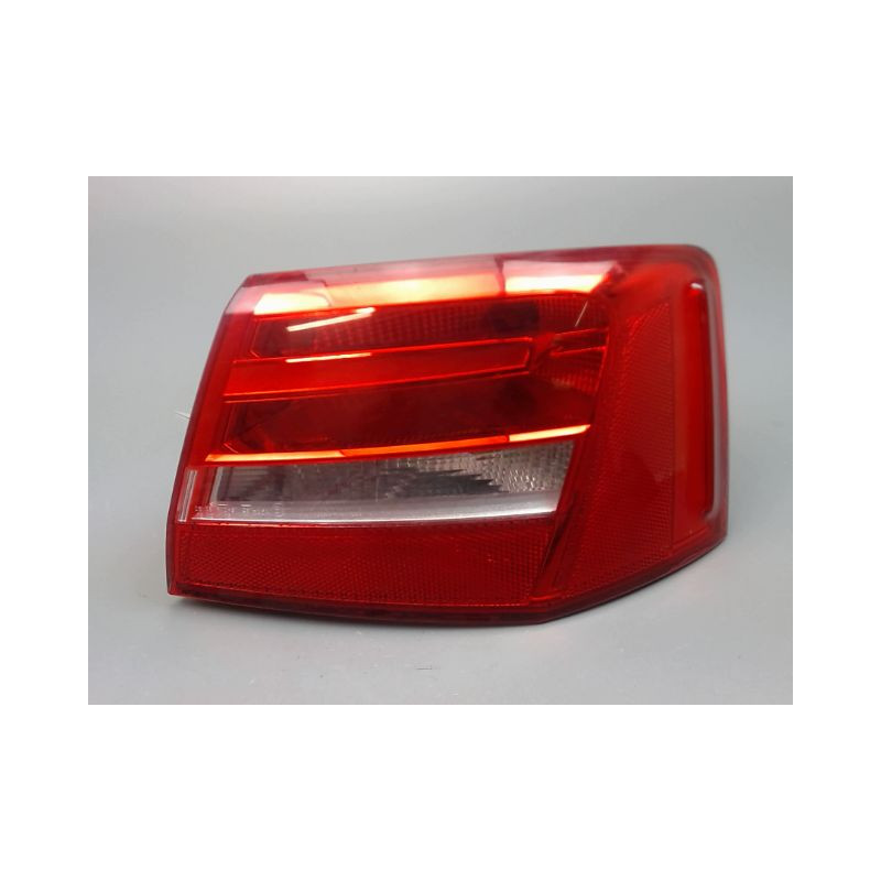 FEU ARRIERE DROIT AUDI A6 2004-