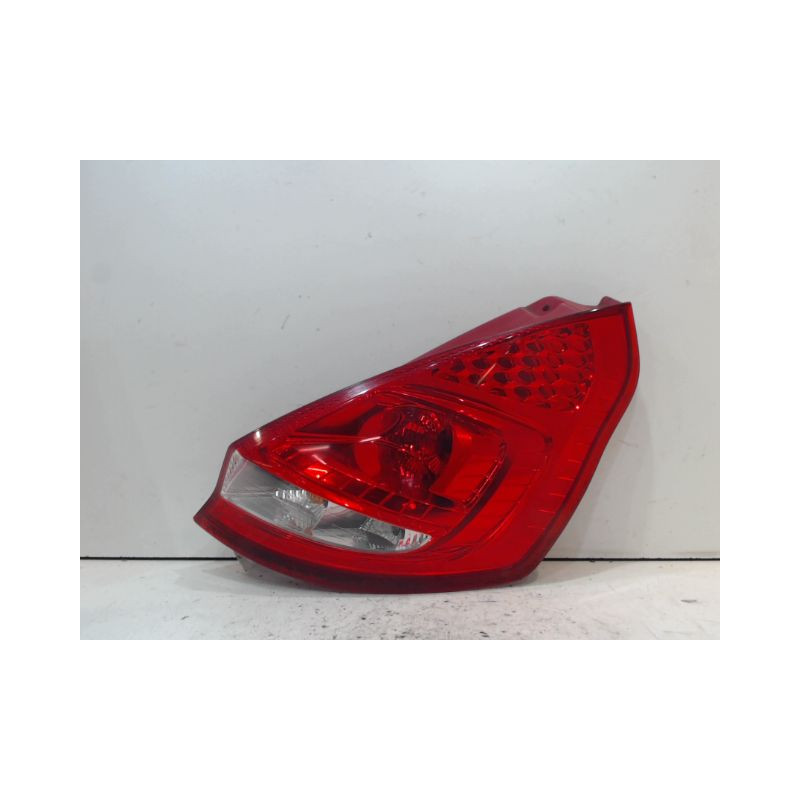 FEU ARRIERE DROIT FORD FIESTA