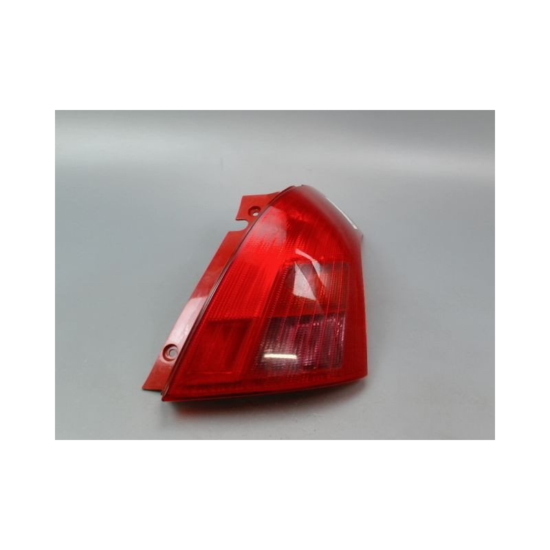 FEU ARRIERE DROIT SUZUKI SWIFT III 2005-2011