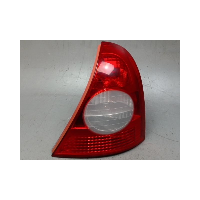 FEU ARRIERE DROIT RENAULT CLIO II PH.2 01-06