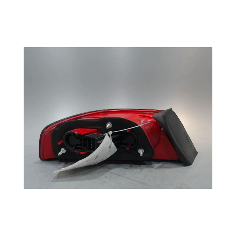 FEU ARRIERE DROIT ALFA ROMEO 159