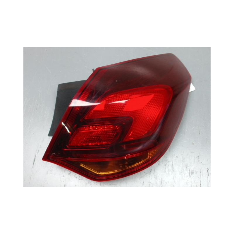 FEU ARRIERE DROIT OPEL ASTRA