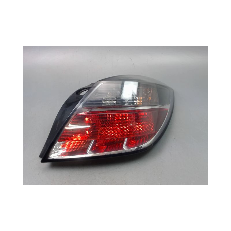 FEU ARRIERE DROIT OPEL ASTRA GTC III Phase 2 (H) 2007-2011