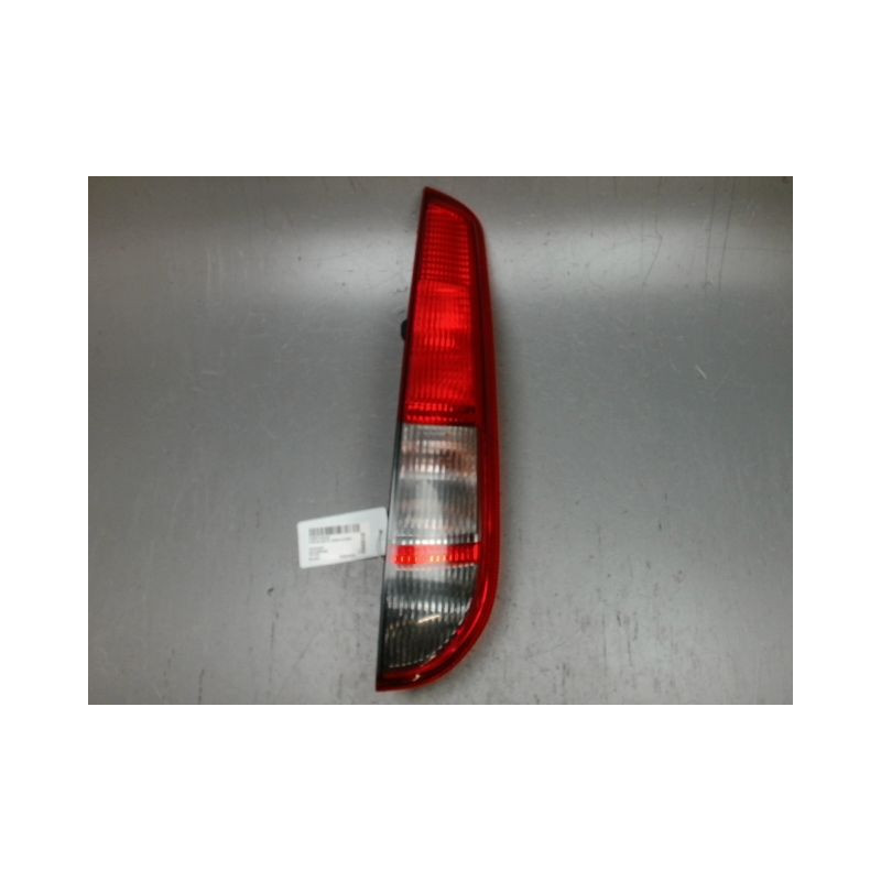 FEU ARRIERE DROIT FORD FOCUS SW 2005-2007