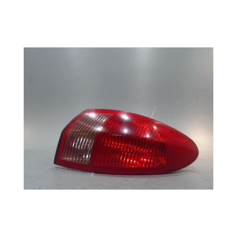FEU ARRIERE DROIT ALFA ROMEO 147