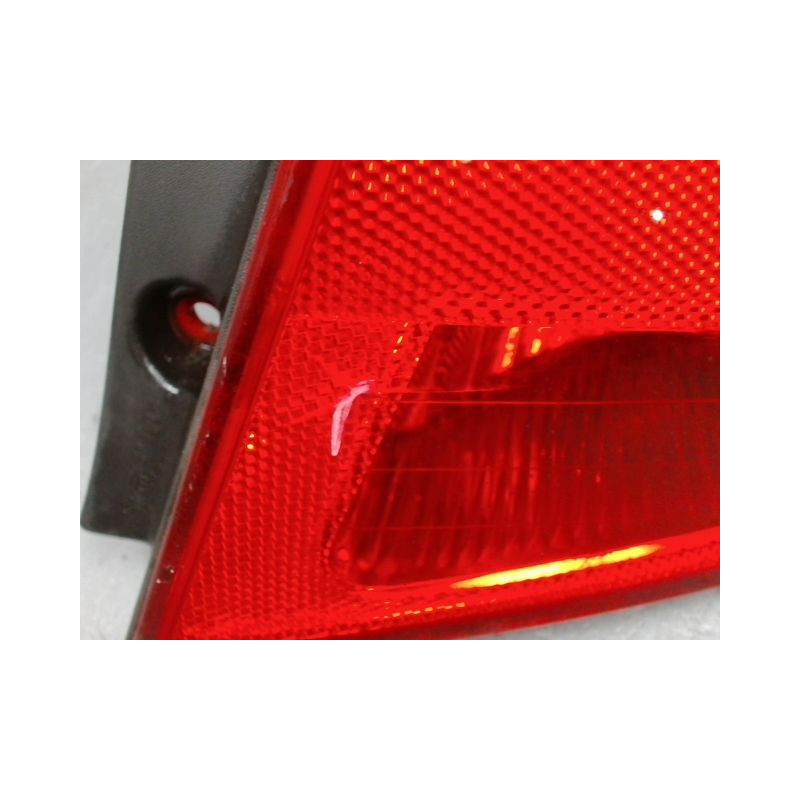 FEU ARRIERE DROIT RENAULT CLIO III 2005-
