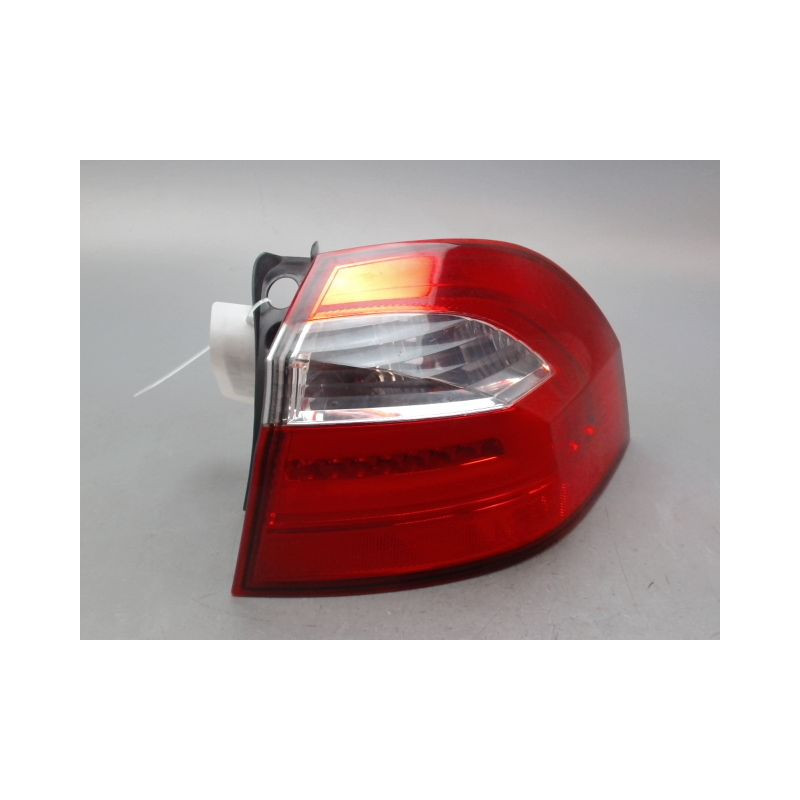 FEU ARRIERE DROIT KIA RIO 2005-