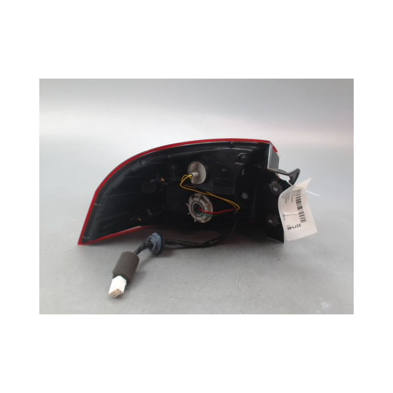 FEU ARRIERE DROIT KIA RIO 2005-