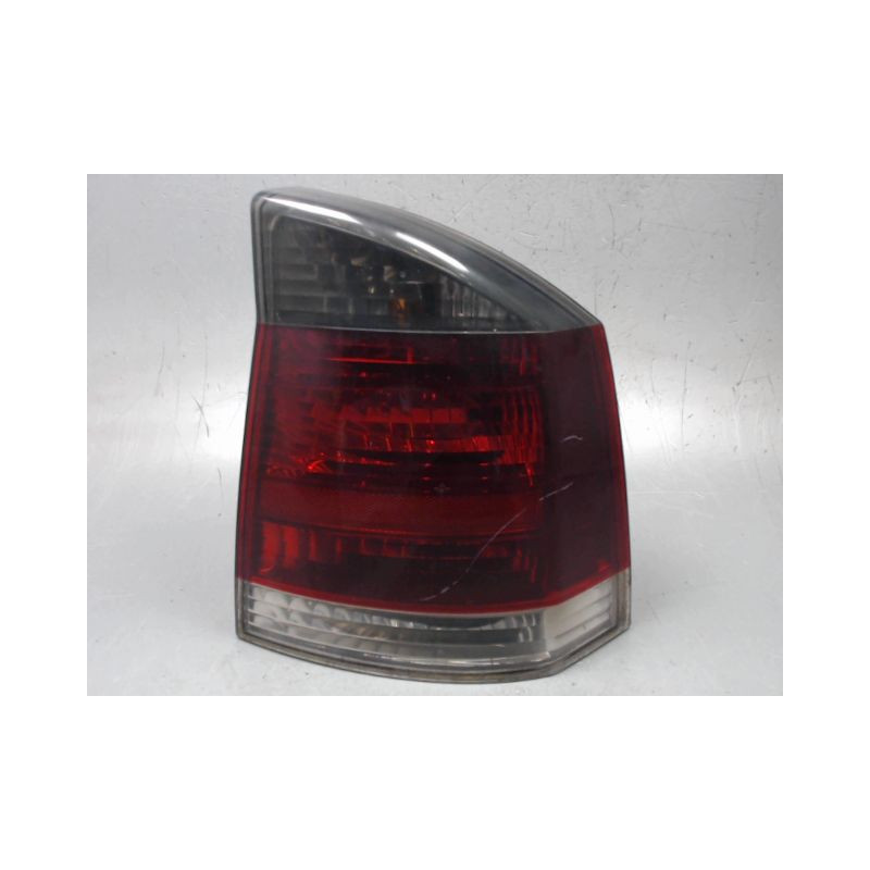 FEU ARRIERE DROIT OPEL VECTRA GTS 5P