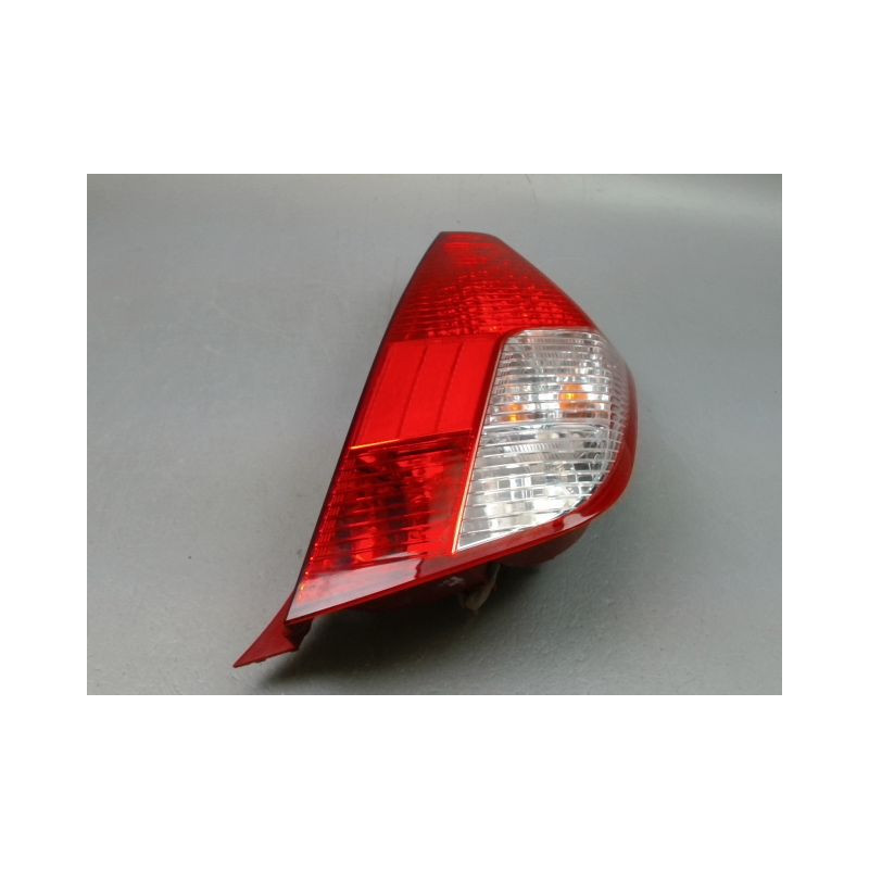 FEU ARRIERE DROIT HYUNDAI I 10 I Phase 1 2008-2010