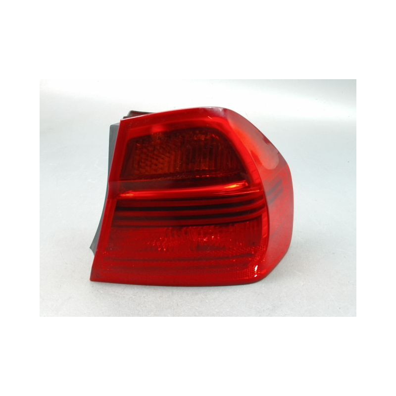 FEU ARRIERE DROIT BMW SERIE 3 BERL. V Phase 1 (E90) 2005-2008