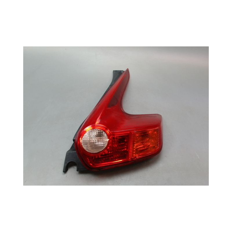 FEU ARRIERE DROIT NISSAN JUKE Phase 1 2010-...