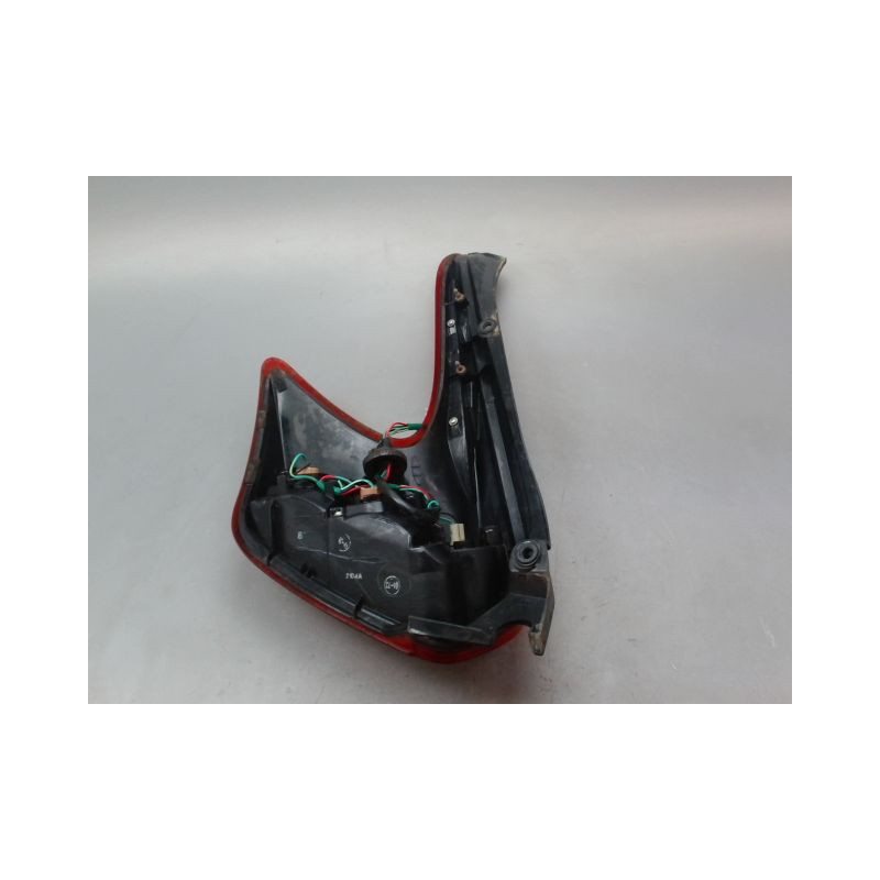 FEU ARRIERE DROIT NISSAN JUKE Phase 1 2010-...