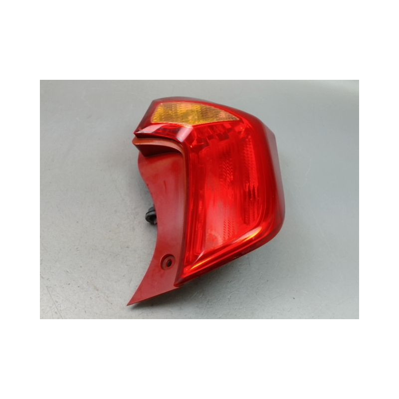 FEU ARRIERE DROIT KIA PICANTO