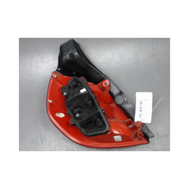 FEU ARRIERE DROIT RENAULT CLIO III 2005-