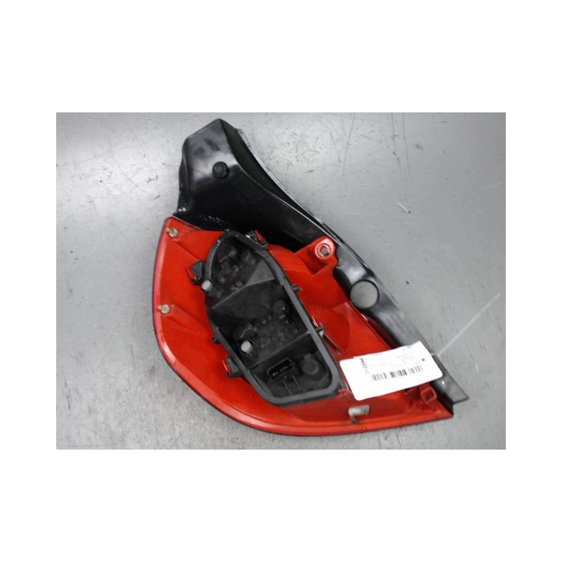 FEU ARRIERE DROIT RENAULT CLIO III 2005-