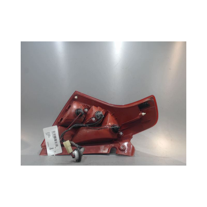 FEU ARRIERE DROIT SUZUKI SWIFT