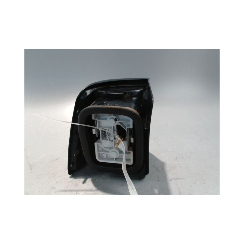 FEU ARRIERE DROIT CITROEN XANTIA 97-2002