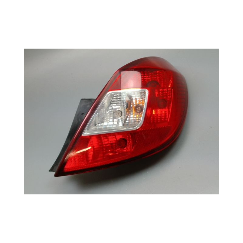 FEU ARRIERE DROIT OPEL CORSA IV Phase 1 (D) 2006-2010