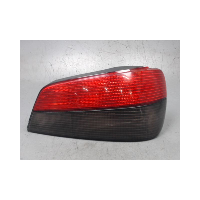FEU ARRIERE DROIT PEUGEOT 306 97-2001