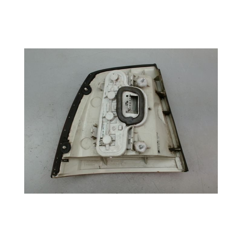 FEU ARRIERE DROIT OPEL ASTRA II (G) 1998-2004