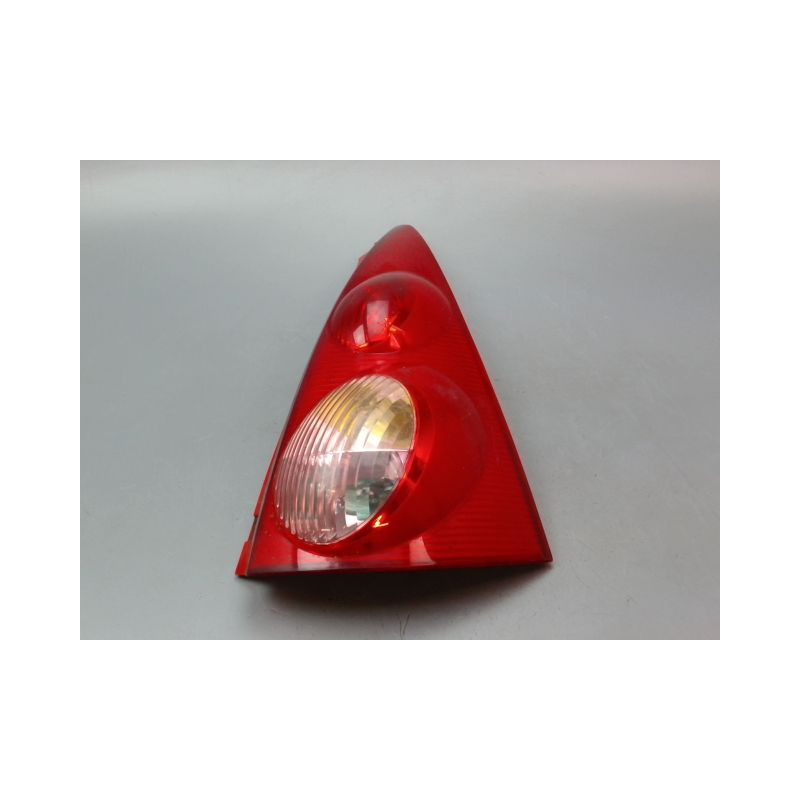 FEU ARRIERE DROIT PEUGEOT 107 Phase 1 2005-2008