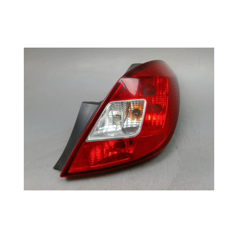FEU ARRIERE DROIT OPEL CORSA IV Phase 1 (D) 2006-2010