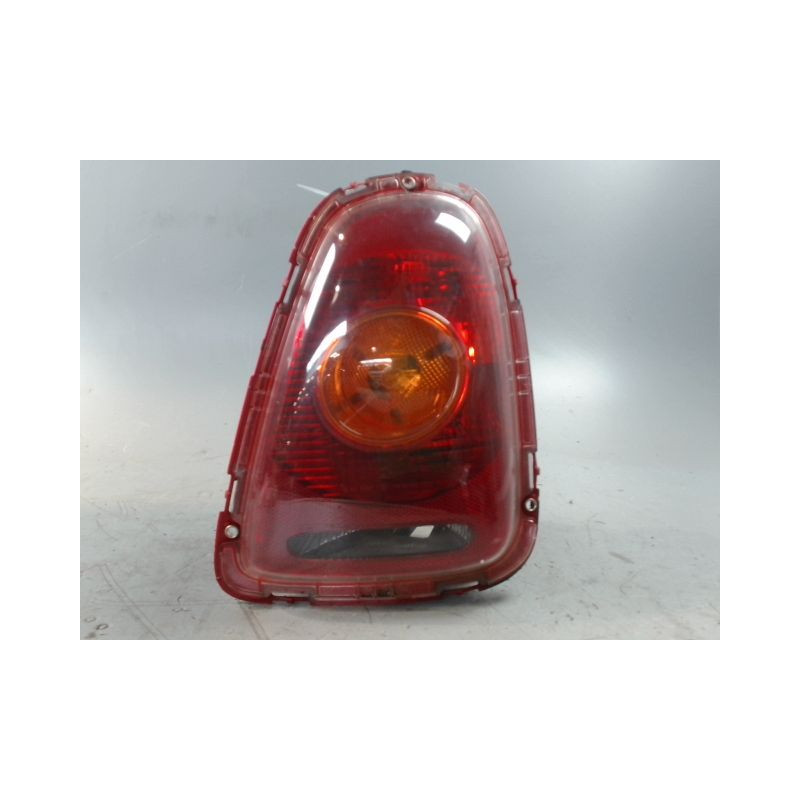 FEU ARRIERE DROIT MINI MINI 2006-